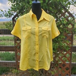 Joanna Vintage Yellow Short Sleeve Button Down Blouse with Chest Pockets NWOT